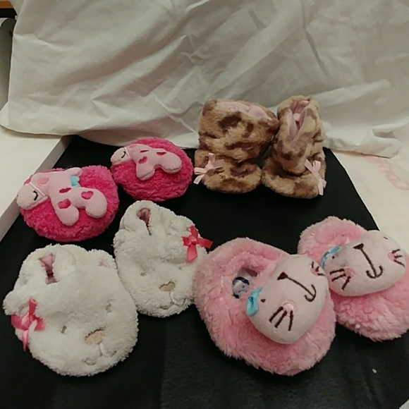 Infant slippers - Picture 1 of 2