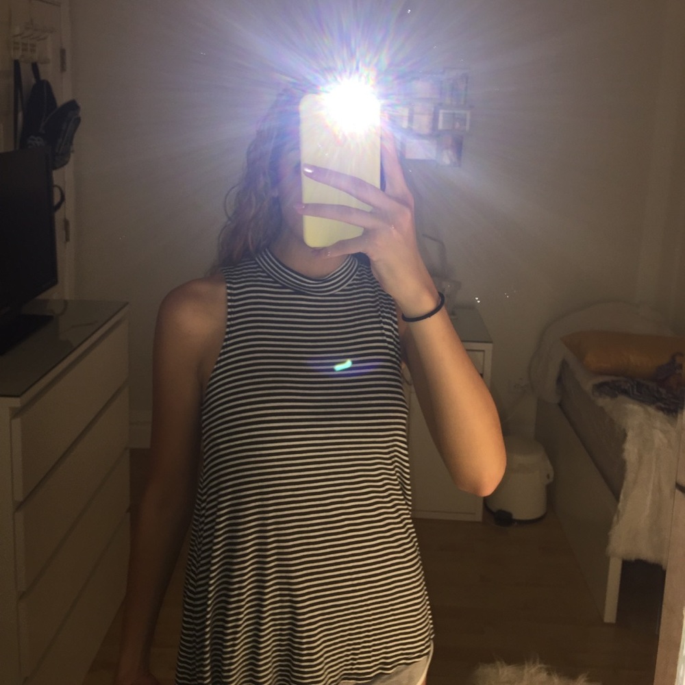 striped sleeveless top