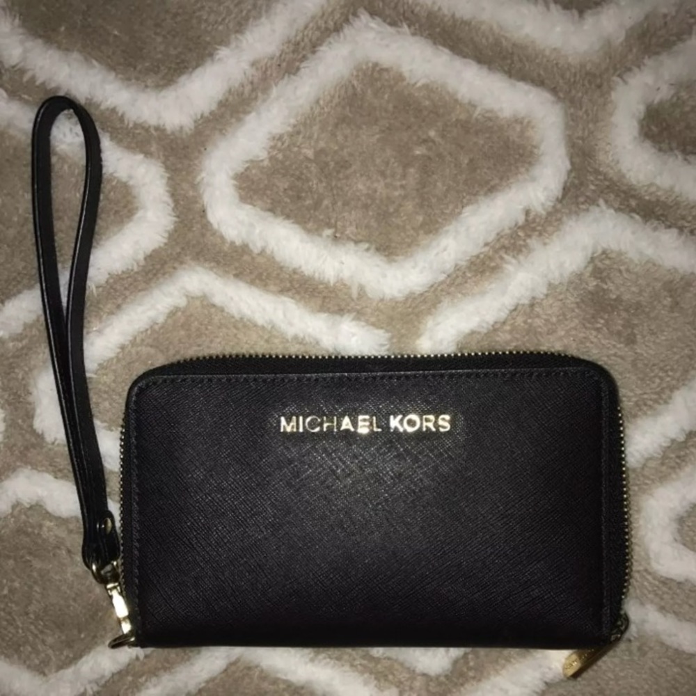 Black Michael Kors Wristlet