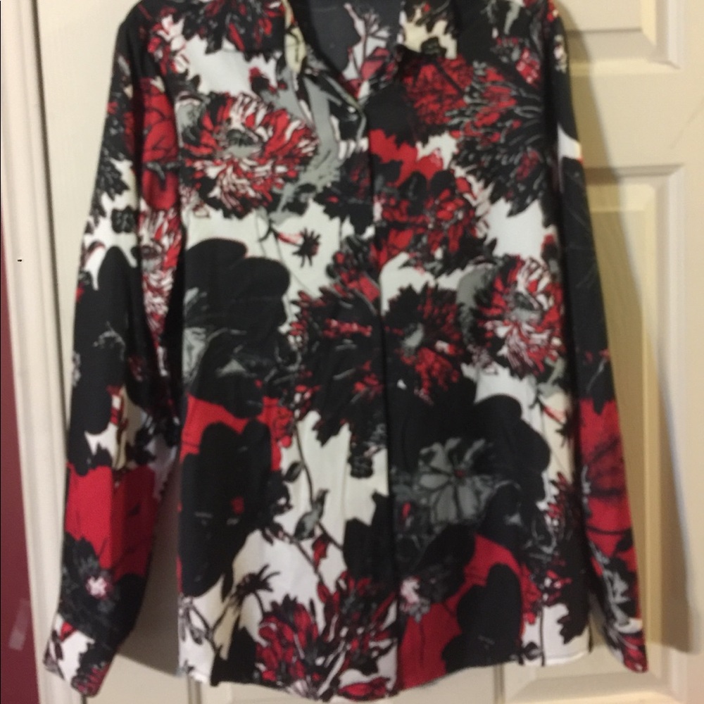 Jones New York size 10 flower print Blouse