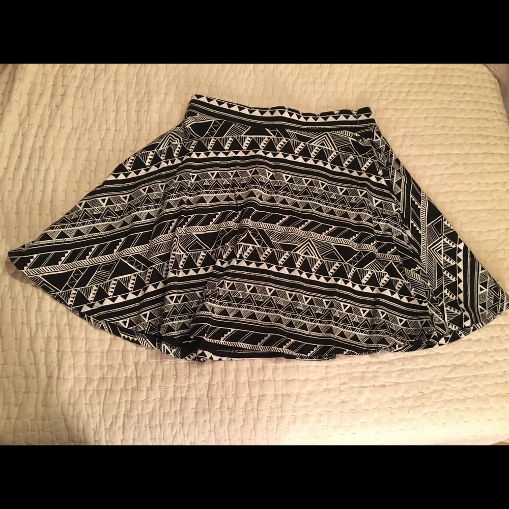 Pink by Victoria's Secret BARELY WORN skater skirt