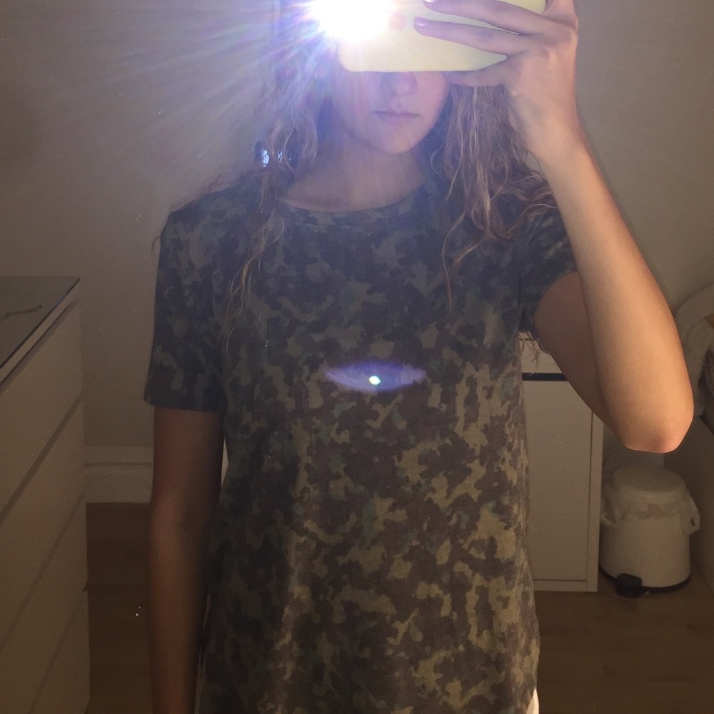 Camo tee