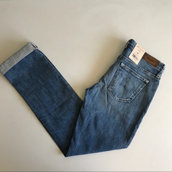 {Big Star} Kate Mid-Rise Straight Leg Jeans - Picture 2 of 7