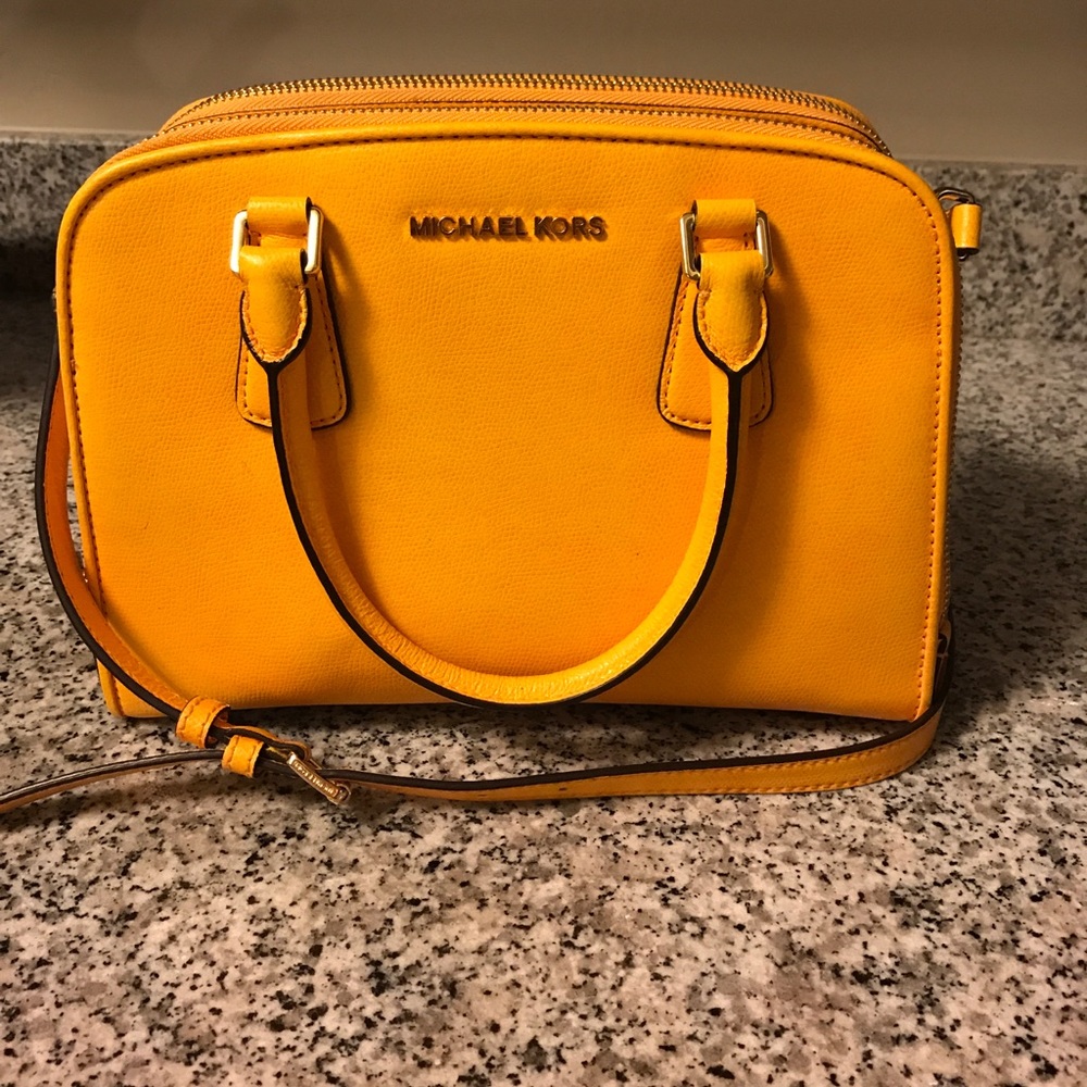 Michael Kors tangerine purse