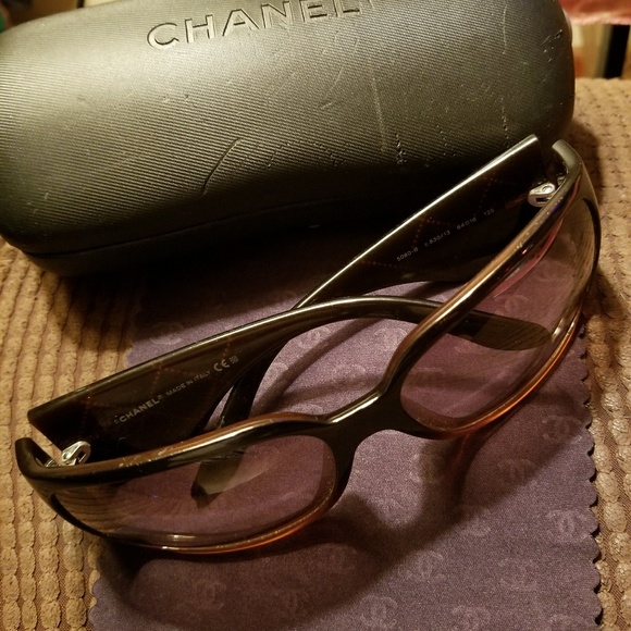 COCO CHANEL Sunglasses Tortoise Shell/Blk.Crystals - Picture 2 of 4