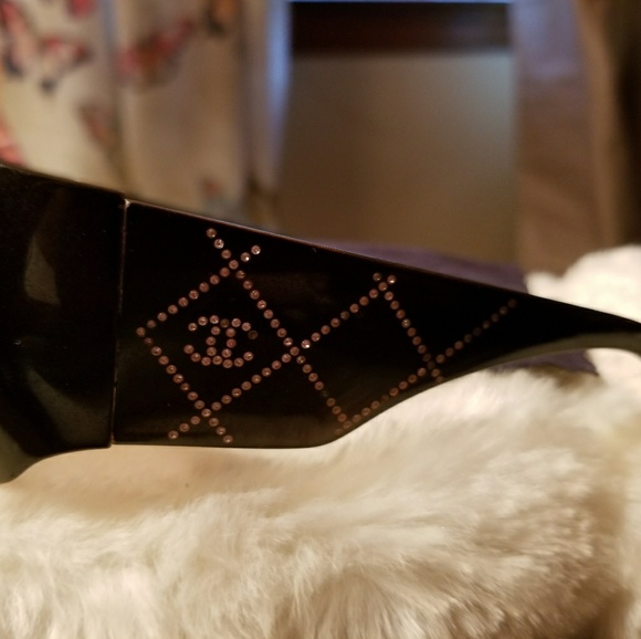 COCO CHANEL Sunglasses Tortoise Shell/Blk.Crystals - Picture 4 of 4