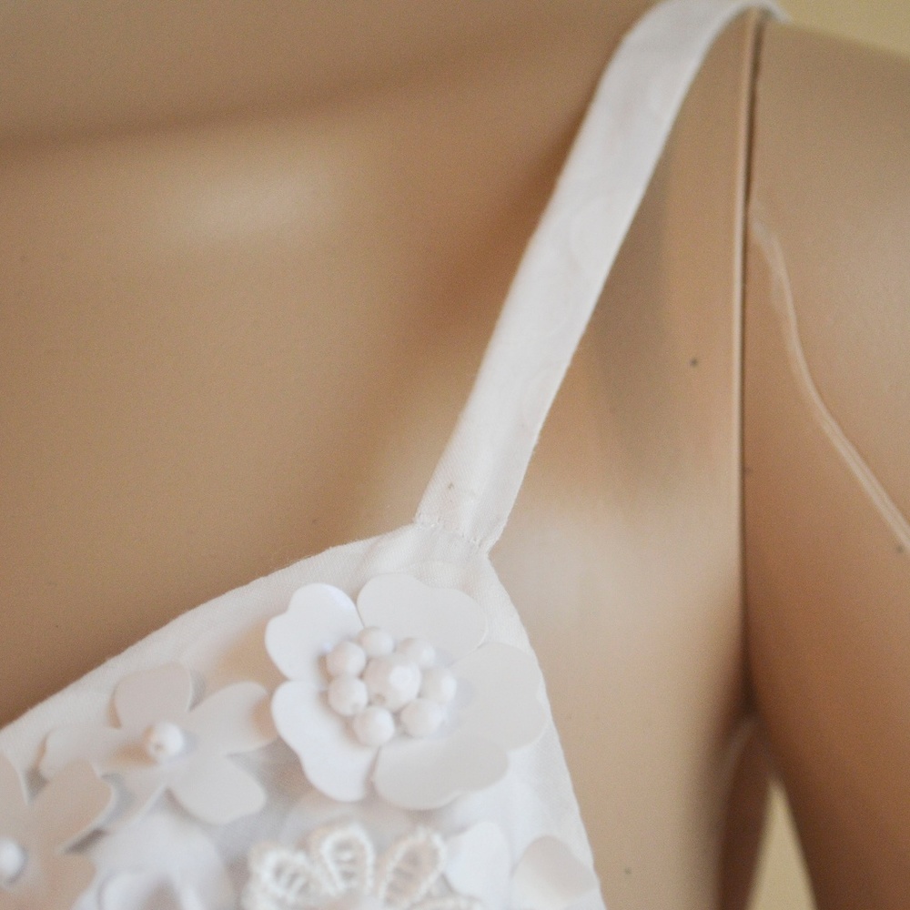 MANOUSH White 3D Flower & Polka Dot Mini Empire Waist Dress Size 2 - Picture 8 of 8