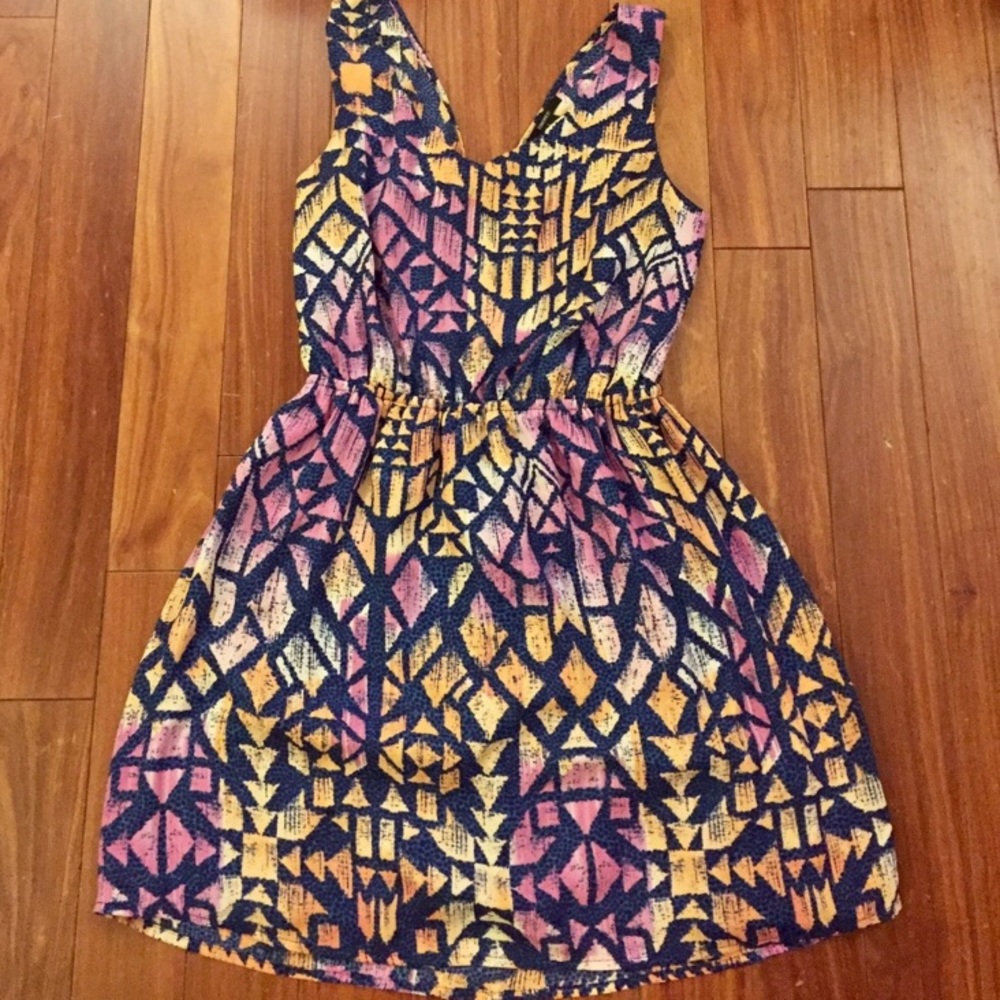 Forever 21 cutout geometric dress