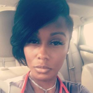 Meet your Posher, Shawna