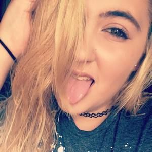 Meet your Posher, Haylee