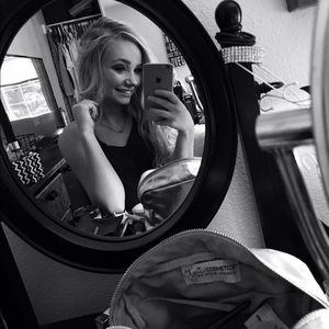 Meet your Posher, Sheena