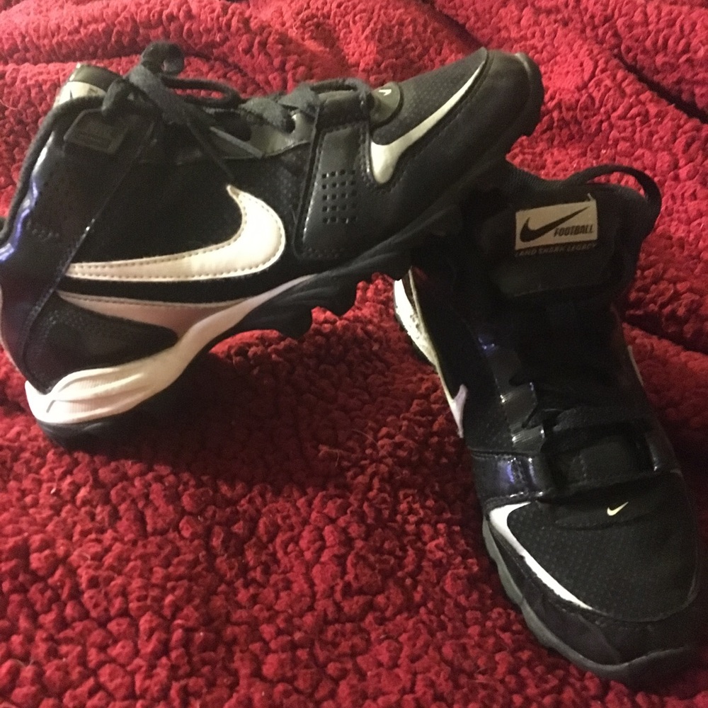 Nike Land Shark Football Cleats Youth