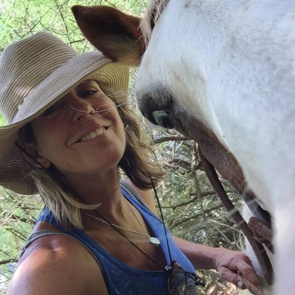 Meet your Posher, Sharon