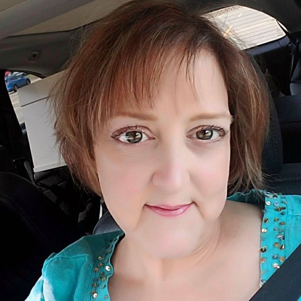 Meet your Posher, Linda