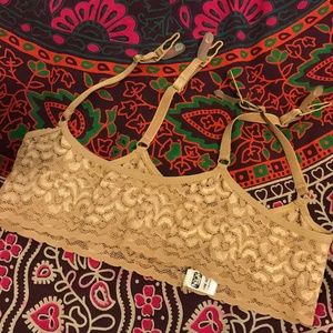 Sexy nude garter belt (brand new!)