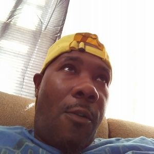 Meet your Posher, Kenyatta