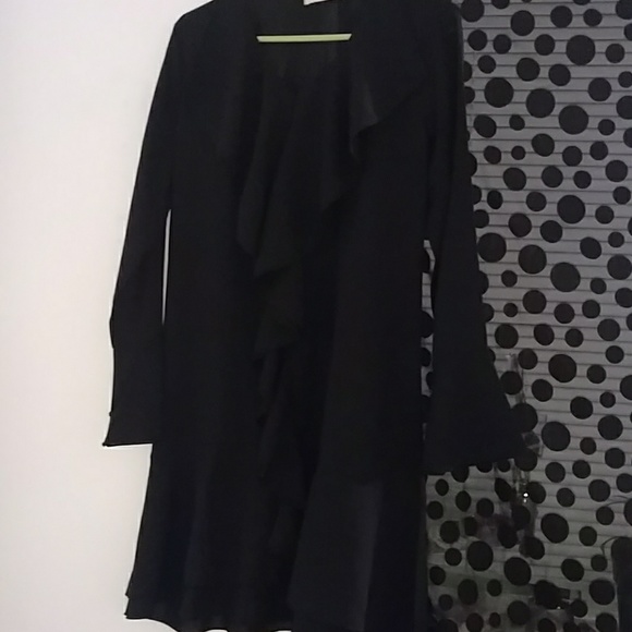 TUNIC TREND ALERT! - Picture 2 of 4