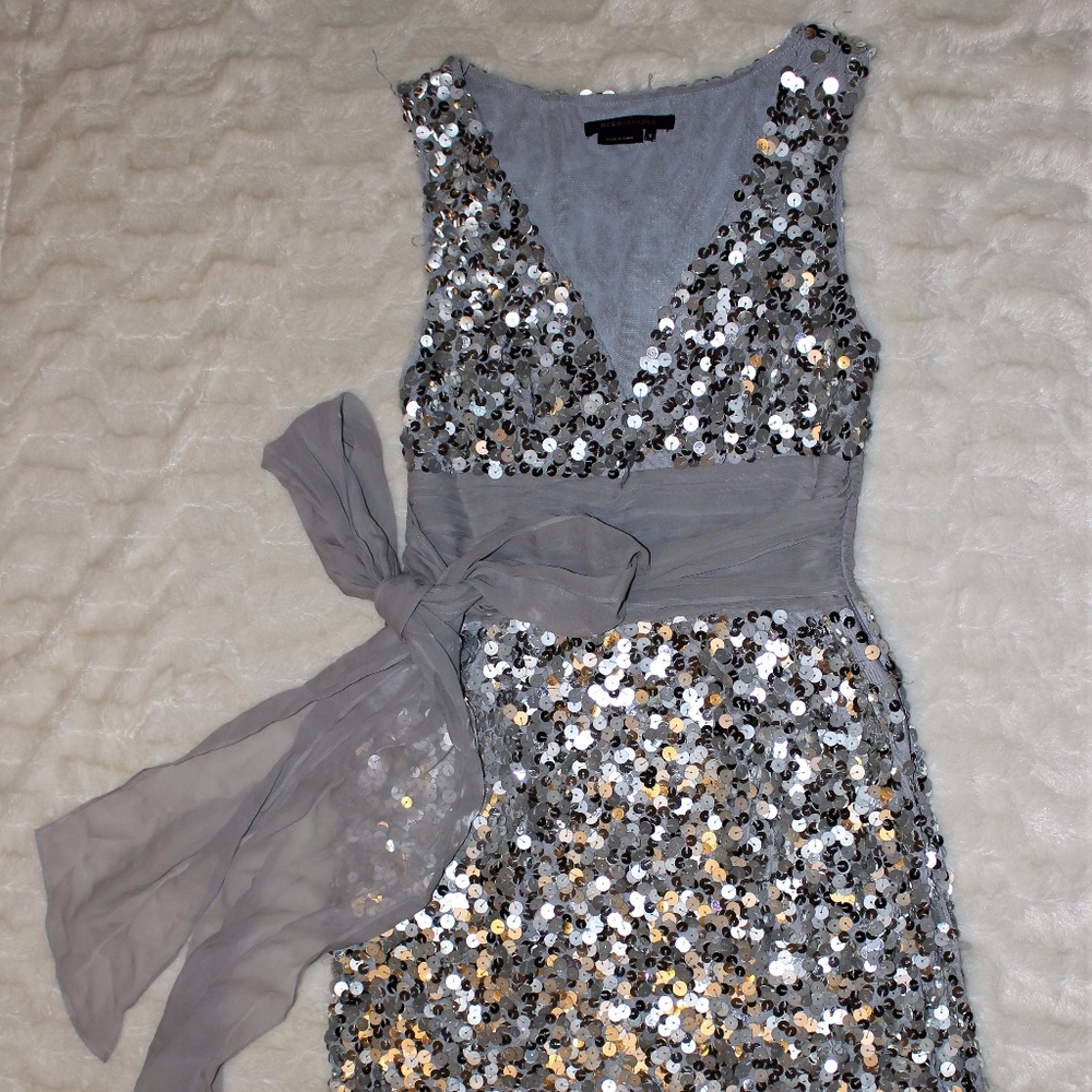 BCBG Maxazria Silver Sequined Tie Sash Party dress