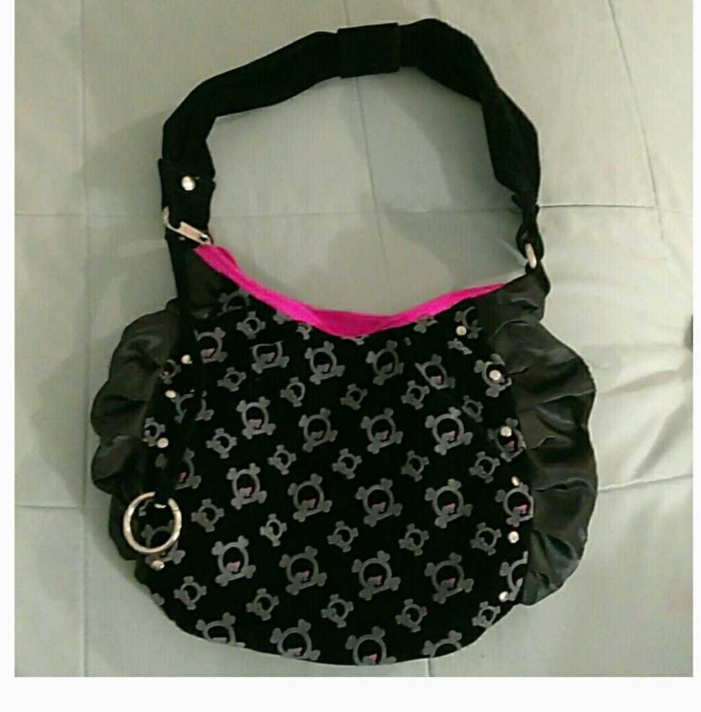 Skull purse