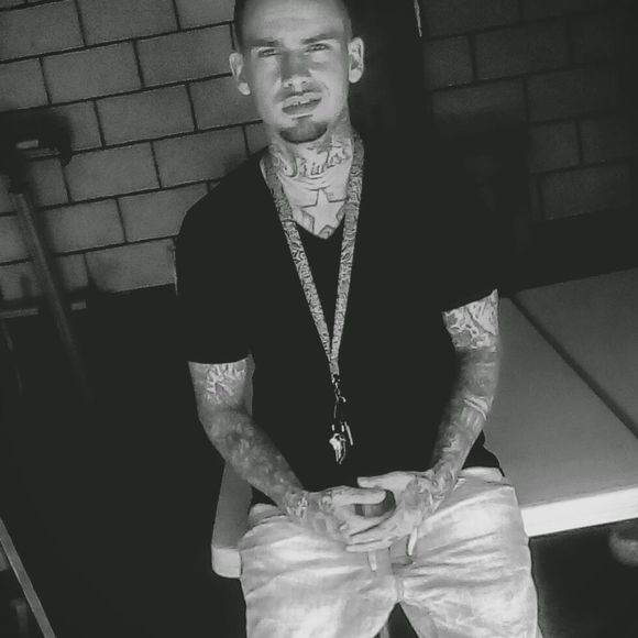 Meet your Posher, Daniel - Picture 1 of 1