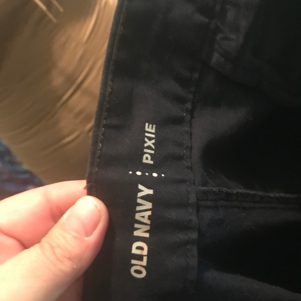 Old Navy Pixie Pant