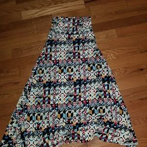 EUC Lularoe XS Maxi multi colors!