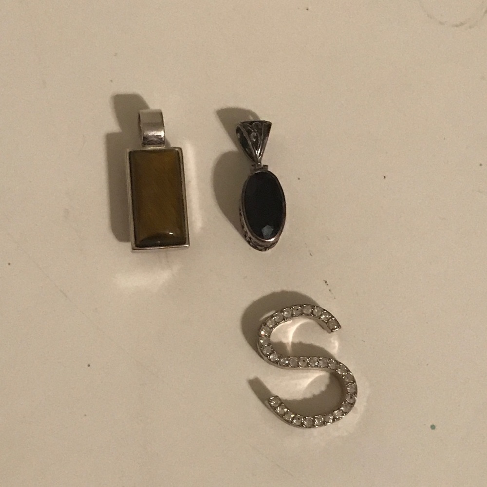 Necklace pendants