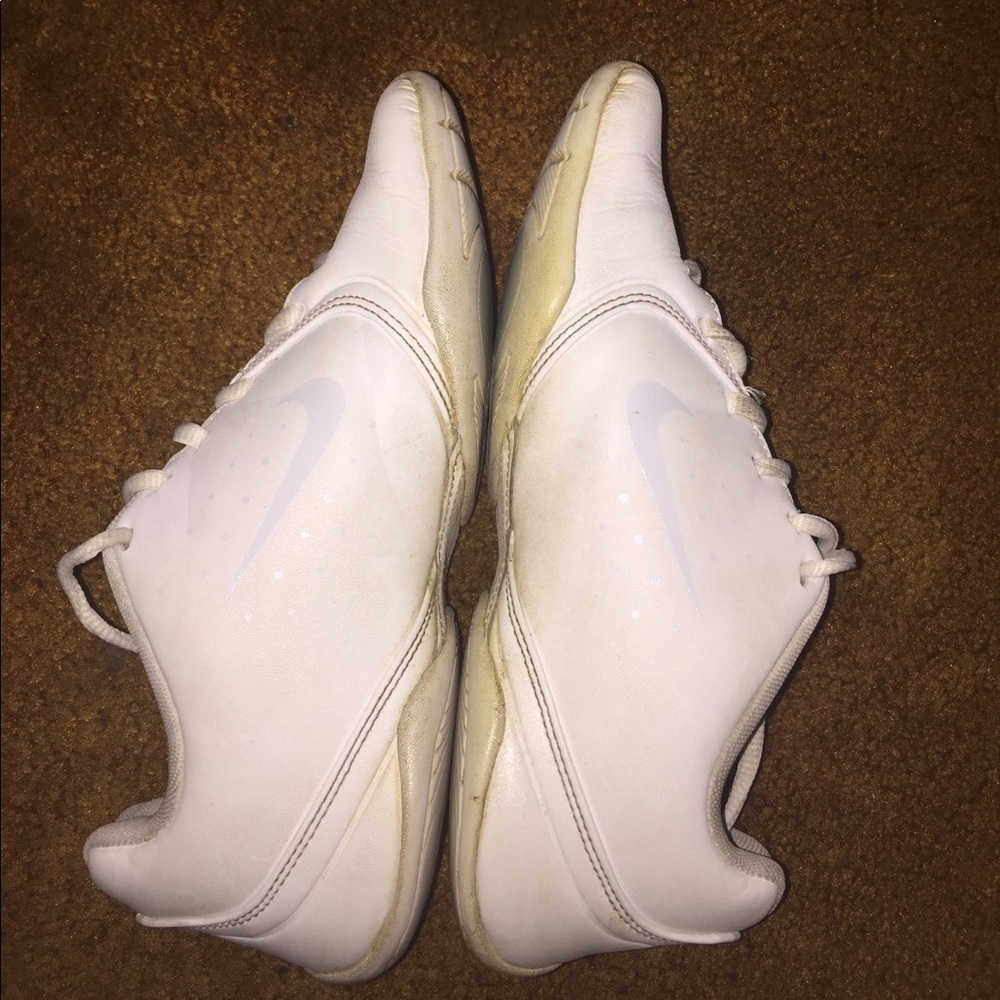 Gently worn Nike Cheer Shoes.
