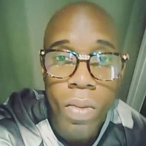 Meet your Posher, Damon