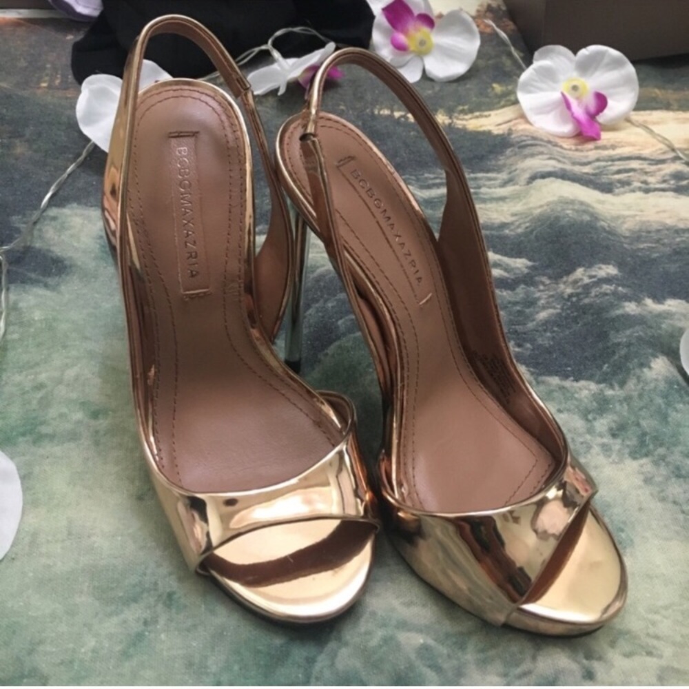 BRAND NEW GOAT LEATHER ROSE GOLD HEELS