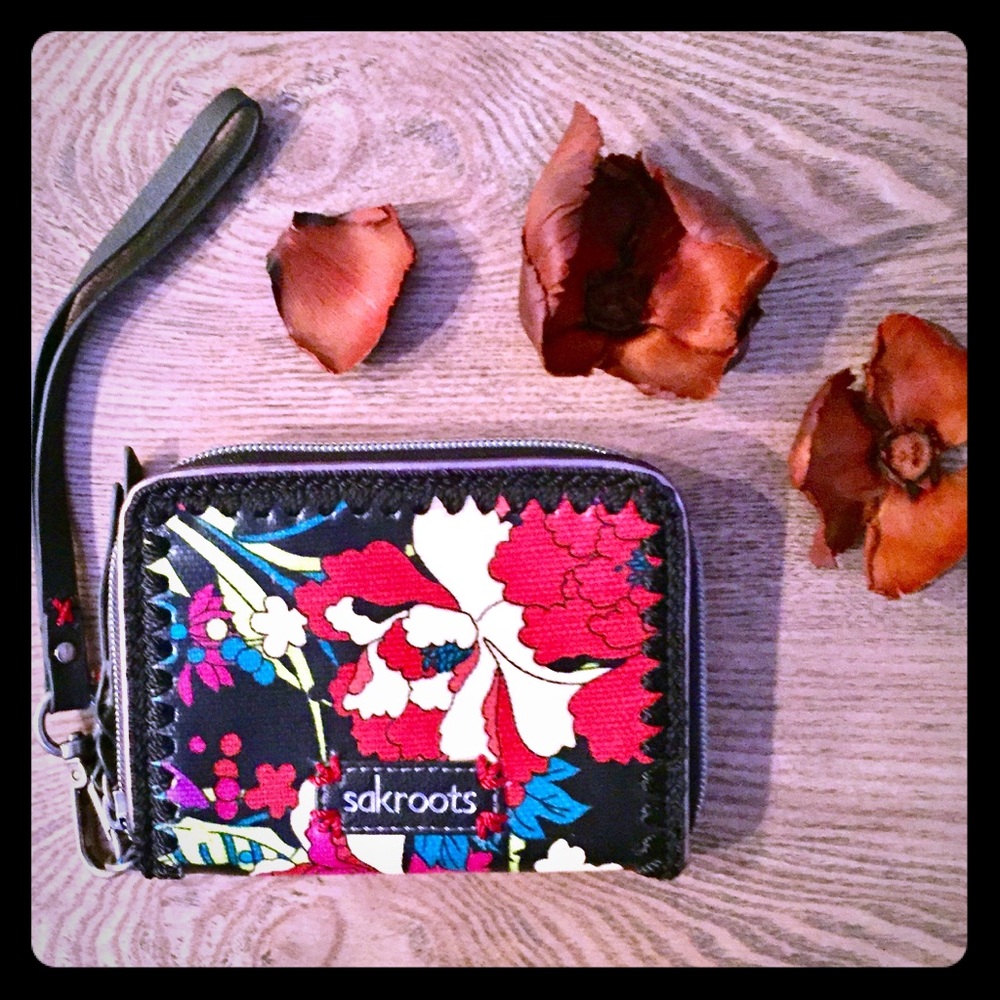 Moving Sale!! Sakroots Wristlet
