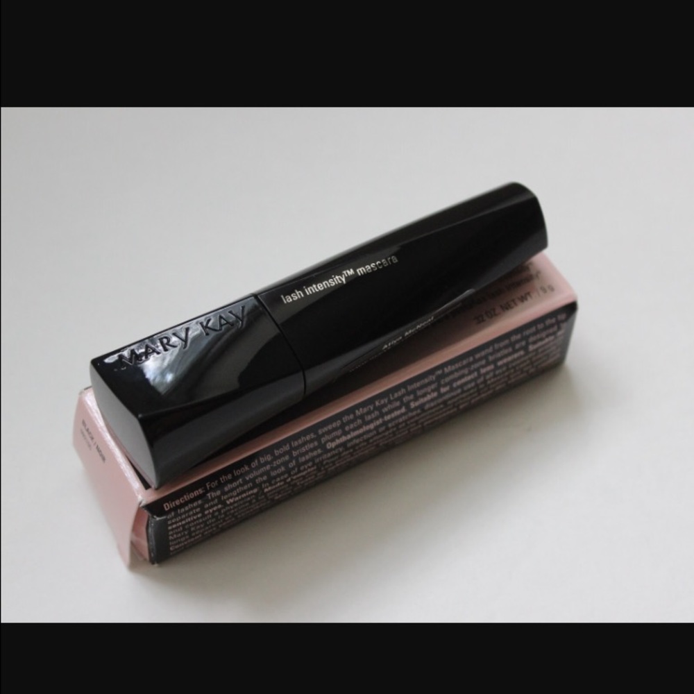 Mary Kay lash intensity mascara black