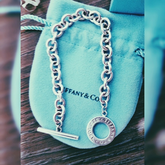 💯Tiffany & Co.💯 Toggle Bracelet With Flat Disk - Picture 2 of 6