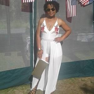 Meet your Posher, Tytanya