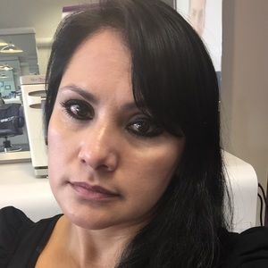 Meet your Posher, Janeth