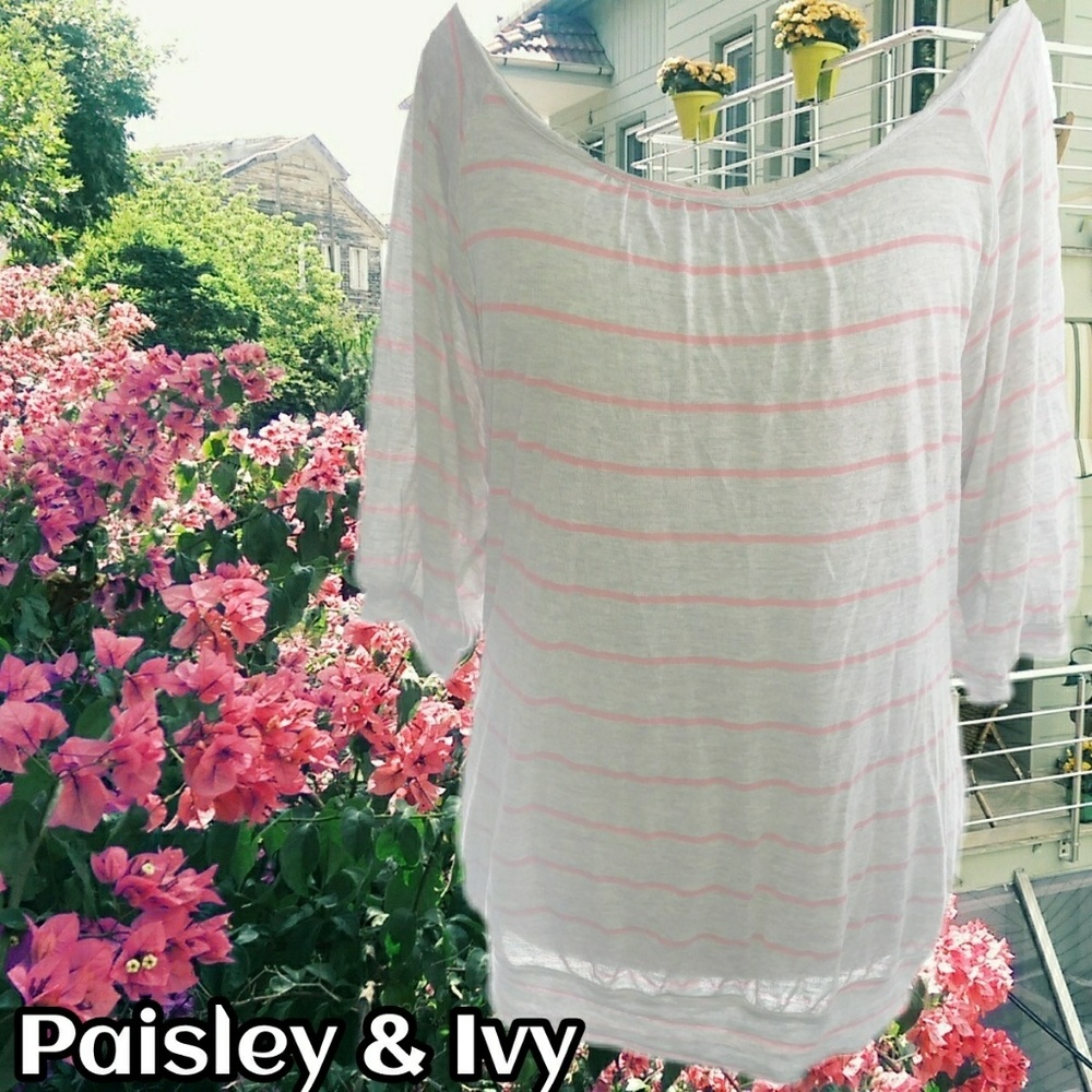Paisley & Ivy 3/4 Sleeve Top w/ Keyhole Back
