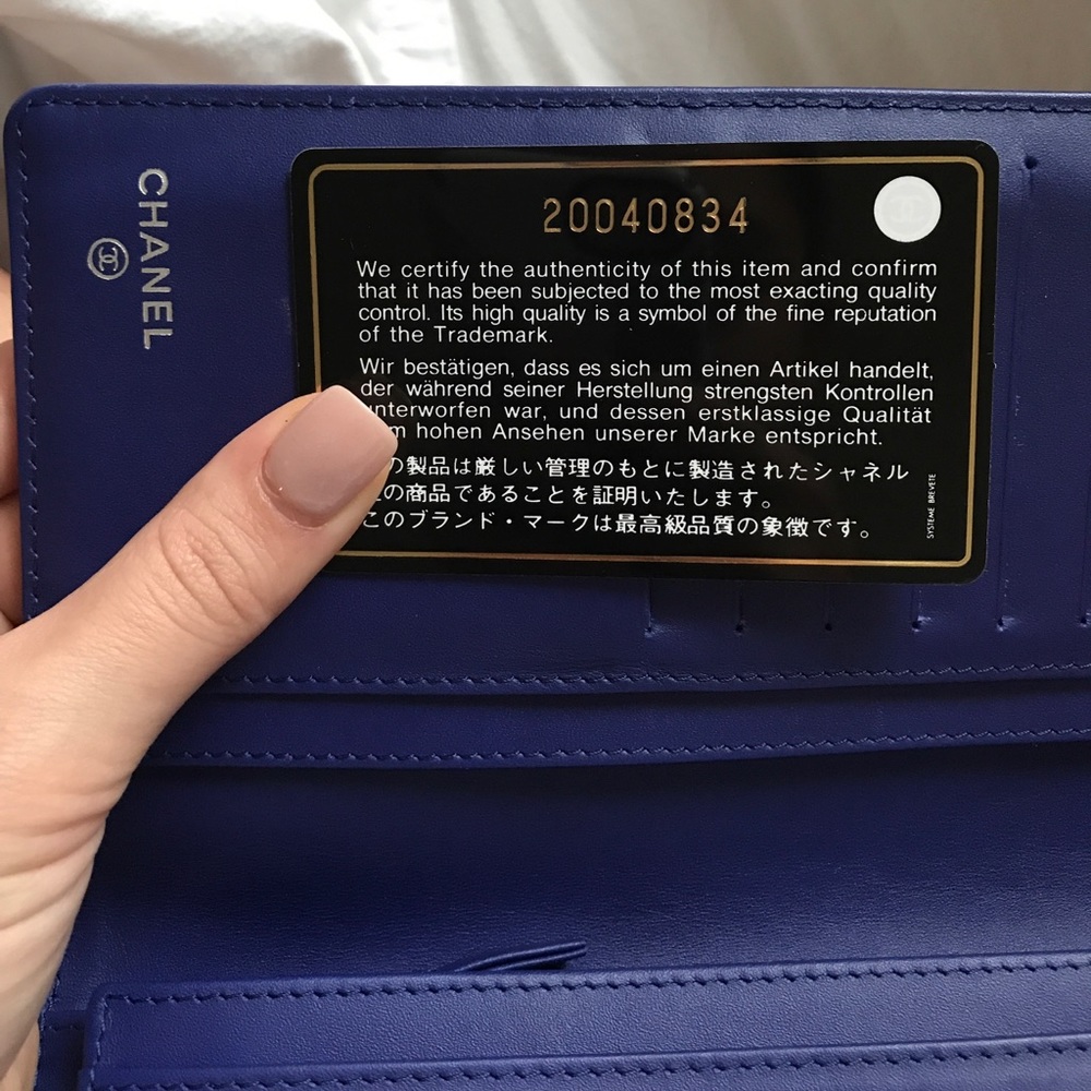❌SOLD❌ Authentic CHANEL Cavier Violet Blue Wallet - Picture 5 of 5