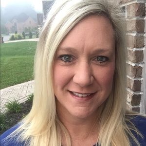 Meet your Posher, Traci