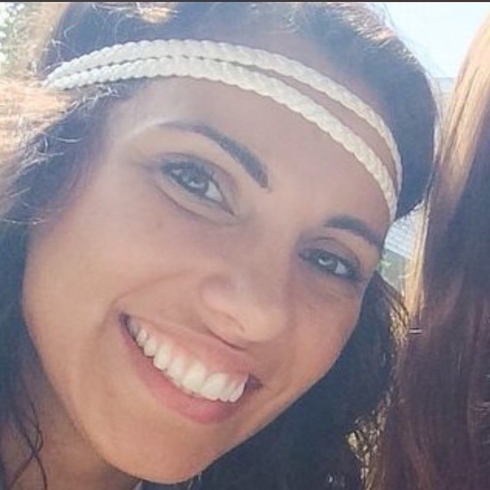 Meet your Posher, Antonia