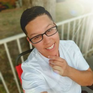 Meet your Posher, Denise