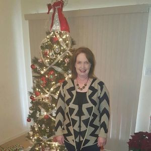 Meet your Posher, Nona