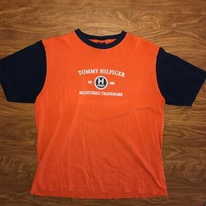 Vtg Tommy Hilfiger shirt