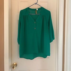 Amazing Hunter Green 3/4 length sleeve shirt