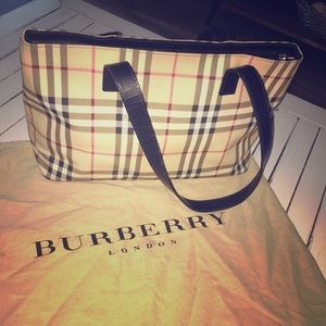 Burberry Regent Nova Check Tote