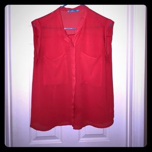 Sleeveless button down shirt