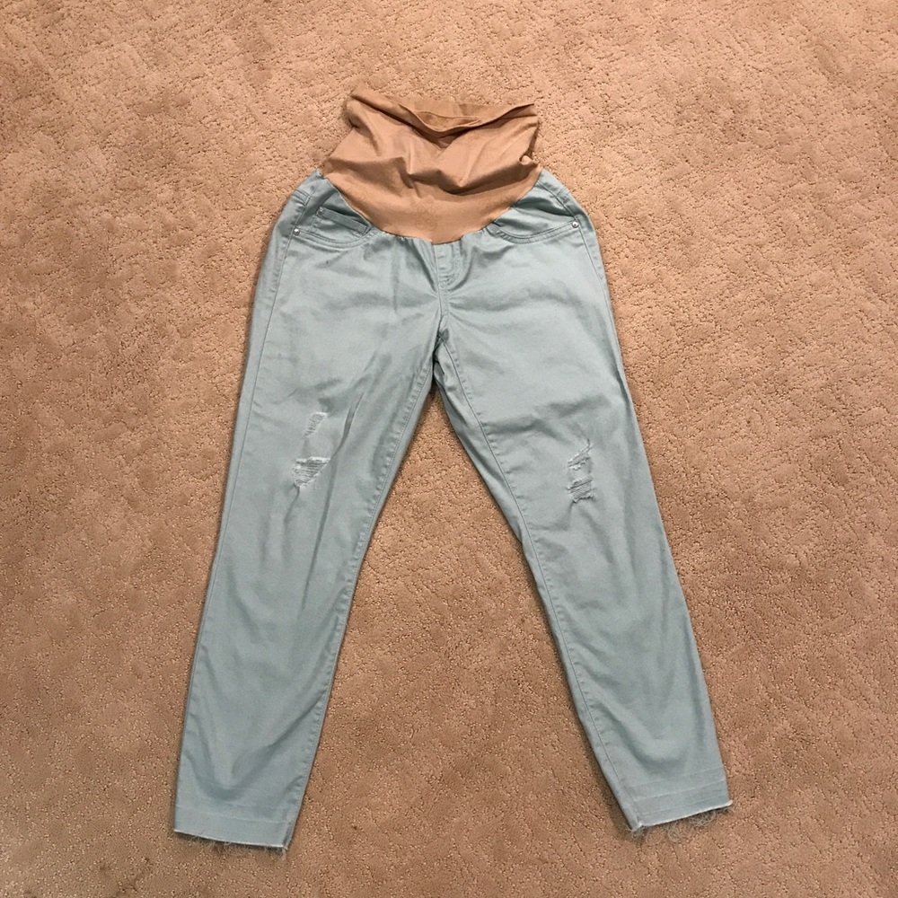 Jessica Simpson Maternity Cropped Jeans