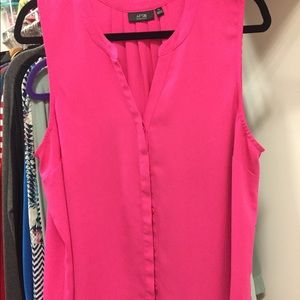 Sleeveless dress shirt. - Brand new , never worn.