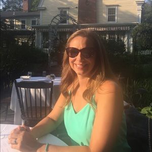 Meet your Posher, Kara