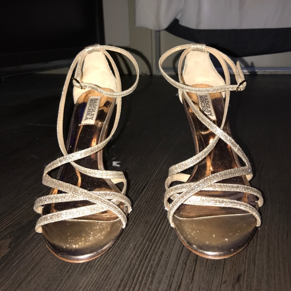 Badgley Mischka Gold Heels Size 8