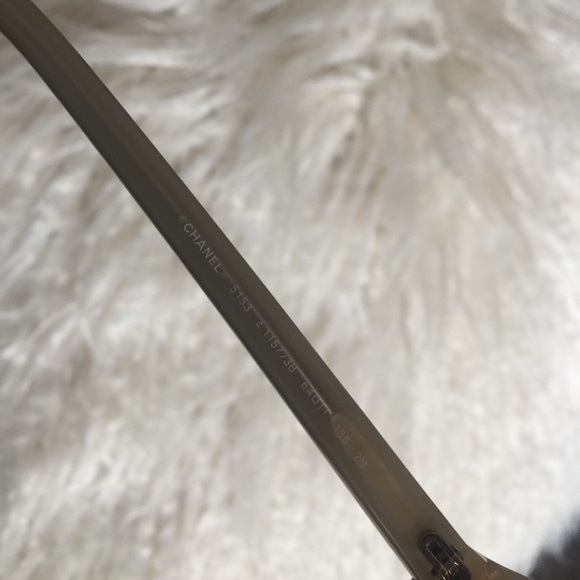 Chanel Sunnies - Picture 4 of 6